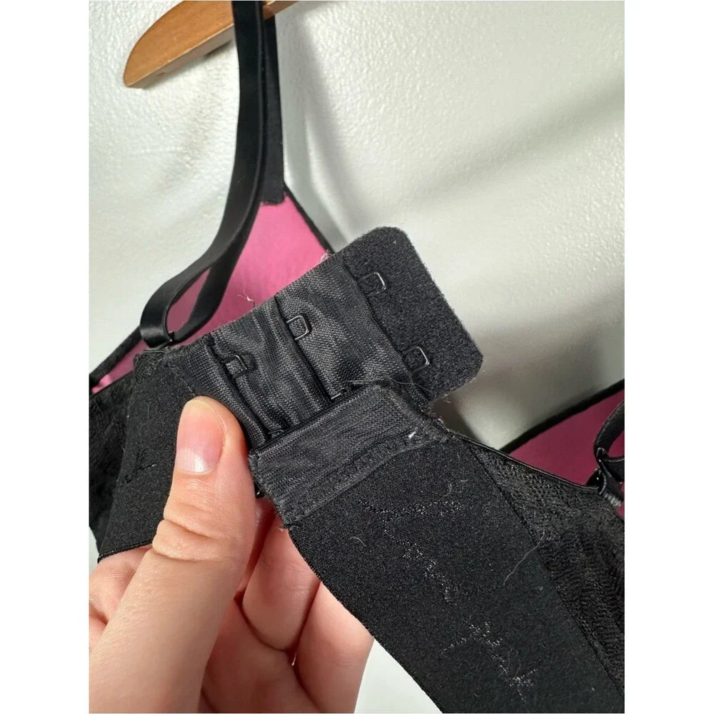 PINK Victoria's Secret Black Leopard Wear Everywhere Wireless Bra Size 36DD